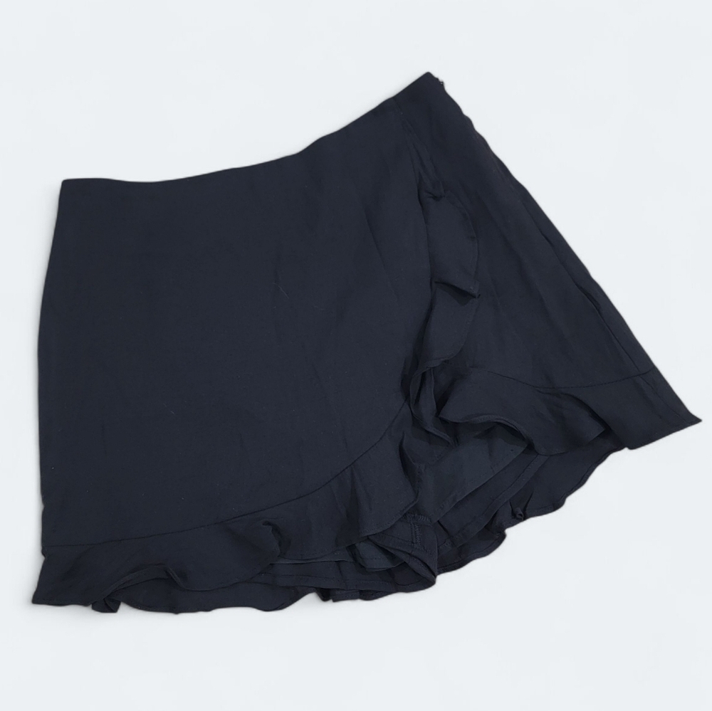 American Threads Black Women's Skirt Skort Shorts Size Medium Ruffles
